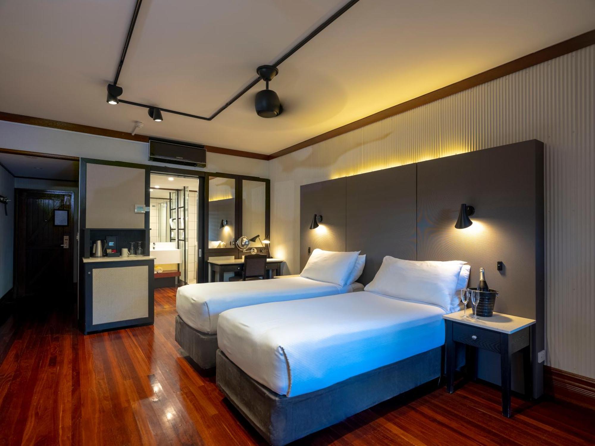ברום Cable Beach Club Resort & Spa מראה חיצוני תמונה